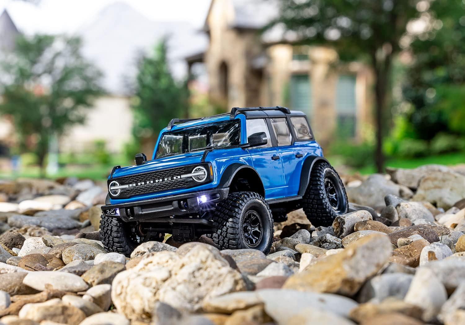 imageTraxxas TRX4M 4X4 Crawler with Ford Bronco Body